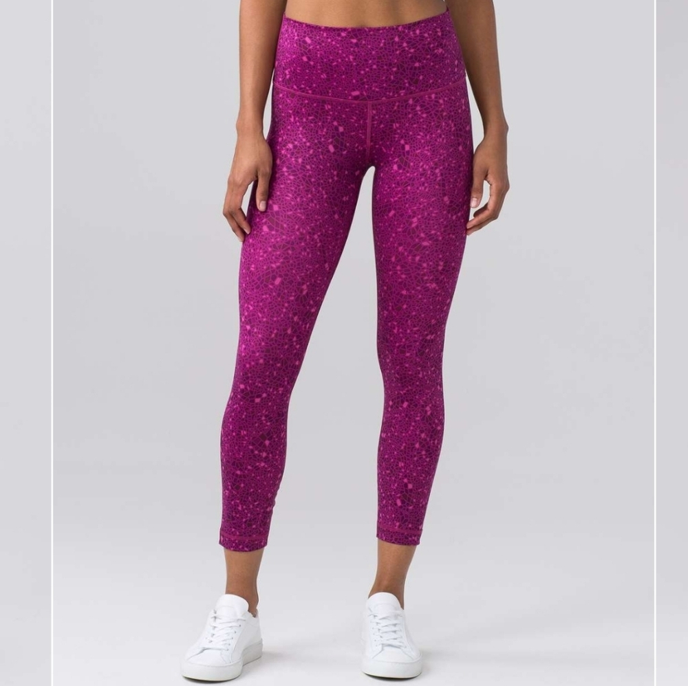 Lululemon Luxtreme High Waist Sz 4  Cropped Legging Pant Euc
